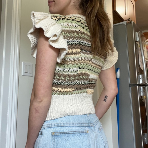 SOLD- The cutest Zara cropped sweater tank with fun sleeves 🤍 - Picture 2 of 3